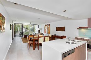 Private Penthouse 407