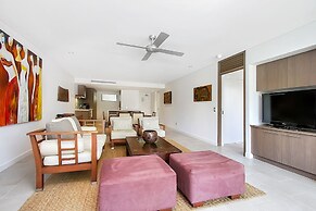 Private Penthouse 407