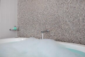 Private Penthouse 407