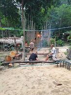 Lipe Camping Zone & Bungalows