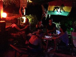 Lipe Camping Zone & Bungalows