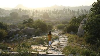 Evolve Back, Hampi