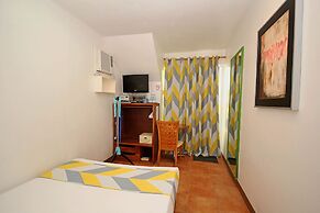 Bluewaves Beach House