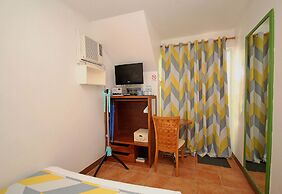 Bluewaves Beach House