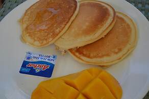 Bluewaves Beach House