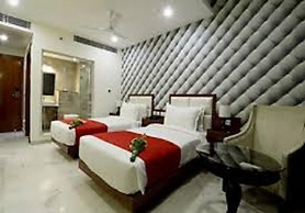 Hotel the Grand SIBA
