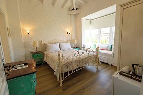 Kupina Otel