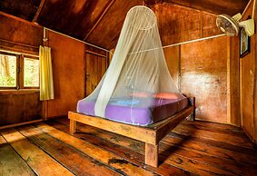 White Beach Bungalows