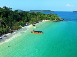 White Beach Bungalows