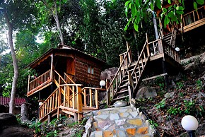 White Beach Bungalows