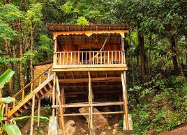 White Beach Bungalows