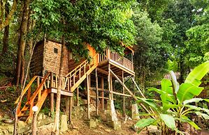 White Beach Bungalows