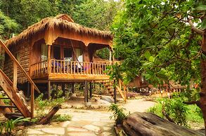 White Beach Bungalows