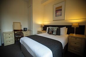 McKays Hotel Bar & Restaurant