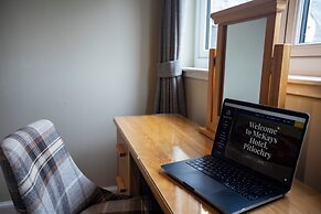 McKays Hotel Bar & Restaurant