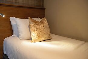 McKays Hotel Bar & Restaurant