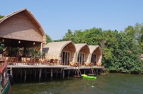 Bamboo Bungalow