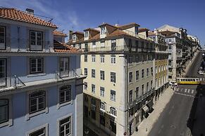 Baixa Apartments by linc
