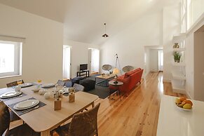 Baixa Apartments by linc