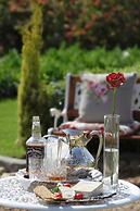 La Plume Boutique Guest House