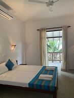 Turtles Rest and Curry Bowl