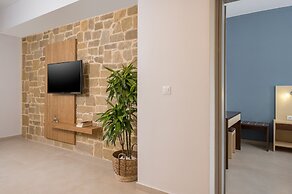 Esplanade Apartments