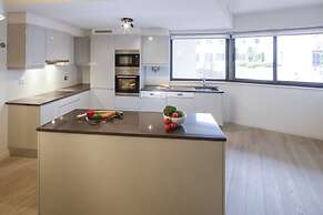 Santa Catarina Superior Apartments by linc