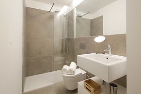 Santa Catarina Superior Apartments by linc