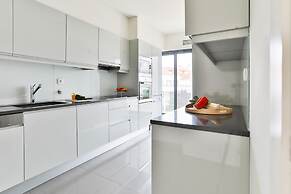 Santa Catarina Superior Apartments by linc