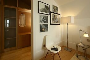 Castelo Apartments by linc