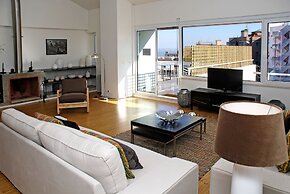 Castelo Apartments by linc