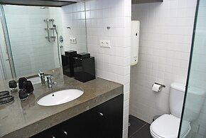 Castelo Apartments by linc