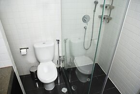 Castelo Apartments by linc