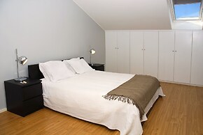 Castelo Apartments by linc