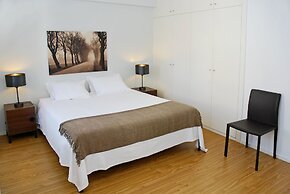 Castelo Apartments by linc