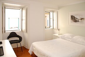 Bairro Alto Apartments by linc