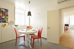 Bairro Alto Apartments by linc