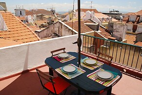Bairro Alto Apartments by linc