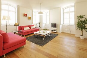 Bairro Alto Apartments by linc