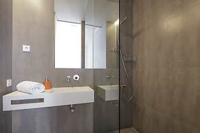 Bairro Alto Apartments by linc