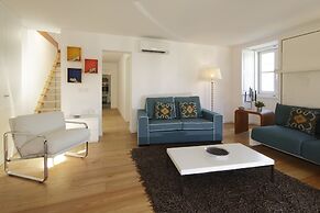 Bairro Alto Apartments by linc