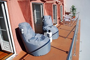Bairro Alto Apartments by linc