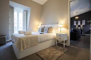Bairro Alto Apartments by linc
