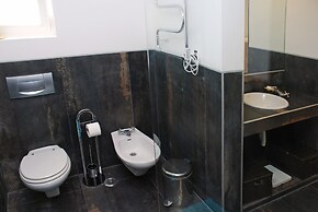 Bairro Alto Apartments by linc