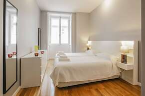 Bairro Alto Apartments by linc