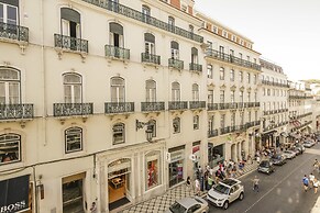 Bairro Alto Apartments by linc
