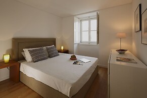 Bairro Alto Apartments by linc