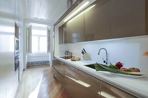 Bairro Alto Apartments by linc