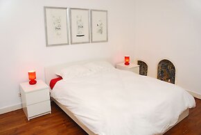 Bairro Alto Apartments by linc