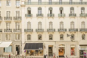 Bairro Alto Apartments by linc